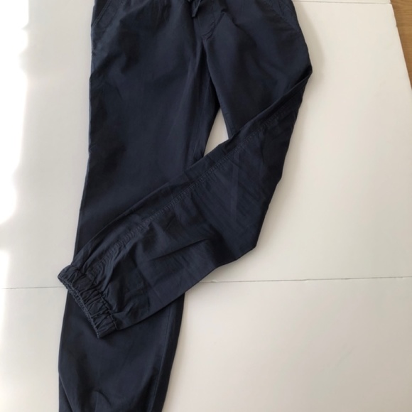 Community - Aritzia - navy cotton pants with elastic waist and cuffs. Si… - Picture 3 of 5